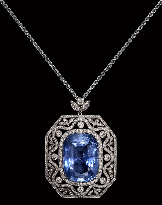   -   -   - Diamond Jewelry. Jewelry Photography.  .