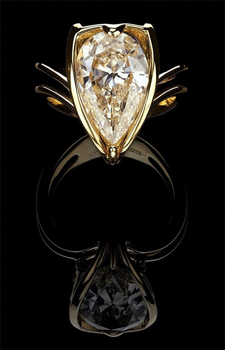 Viaţa Foto - Serghei Pryanechnikov - directorul rădăcină - poster bijuterii.  Diamond bijuterii.  Royal Gems