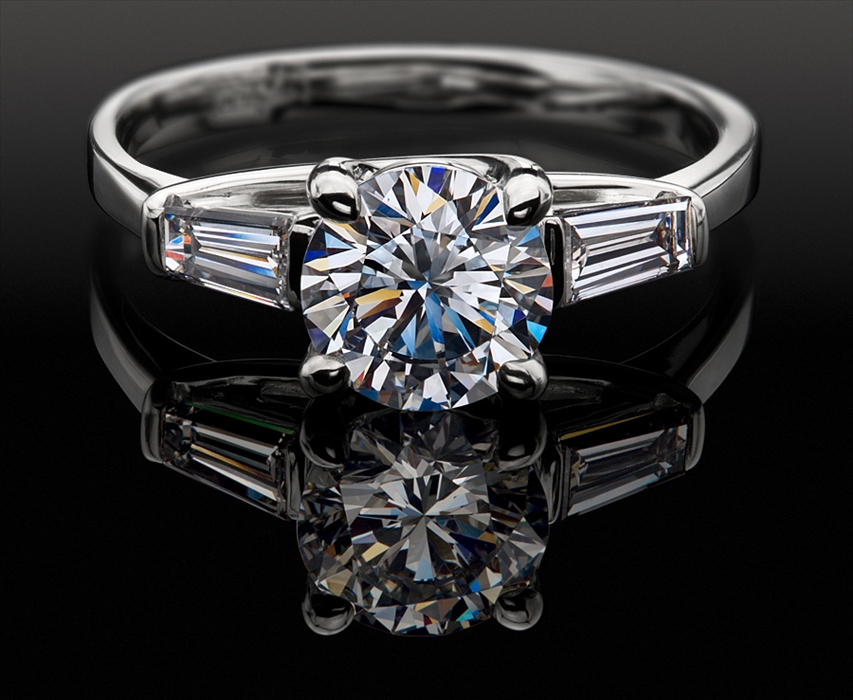   -   -   -   Jewelry Photography.      Diamond Jewelry