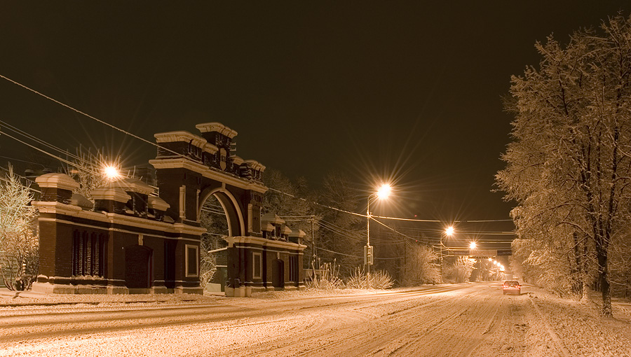 Фото жизнь (light) - Pastor - Зима - Городские ворота и снежная зима
