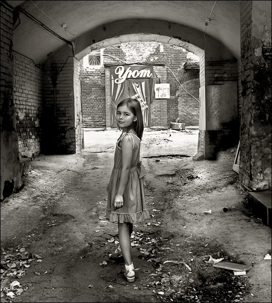 Фото жизнь (light) - Сергей Юрьев - Юлька Рыжова - "Ну, я пошла, да?"