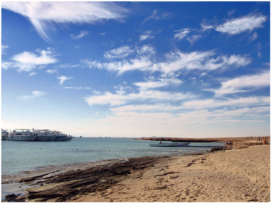 Фото жизнь (light) - Михаил Филиппов  - Почти летние зарисовки - Райская бухточка