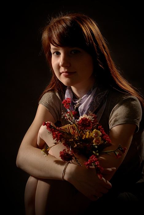 Фото жизнь (light) - Лиза Галицкая - Студия - Девушка с цветами..