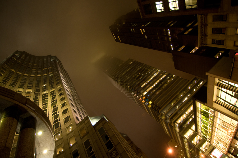 Фото жизнь (light) - Павел Катрич - корневой каталог - Туманная ночь в Нью-Йорке...