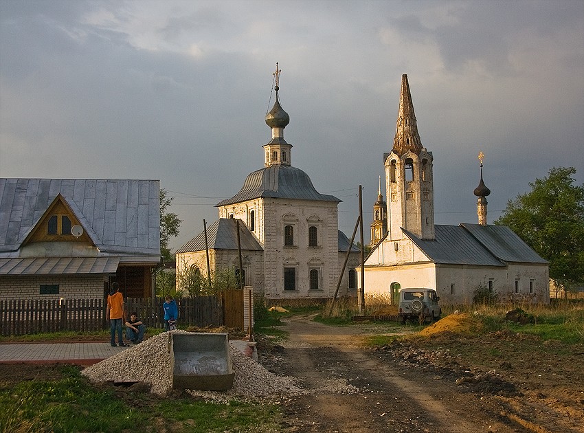 Фото жизнь (light) - Дмитрий и Мария Тищенко - Суздаль - * * *