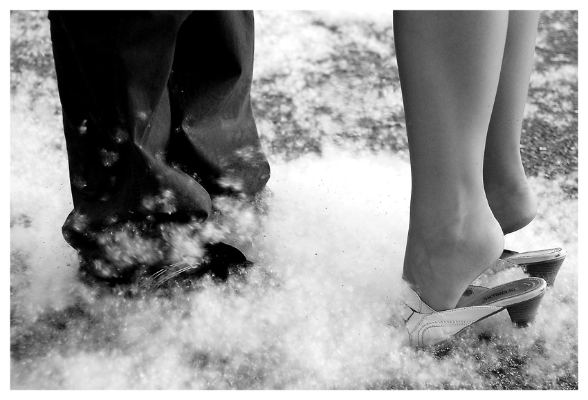 Фото жизнь (light) - Ксения Якубовская - Жанровая фотография - Июньский снег