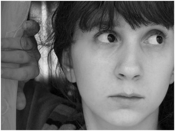 Фото жизнь (light) - Skerco - корневой каталог - Задумалась