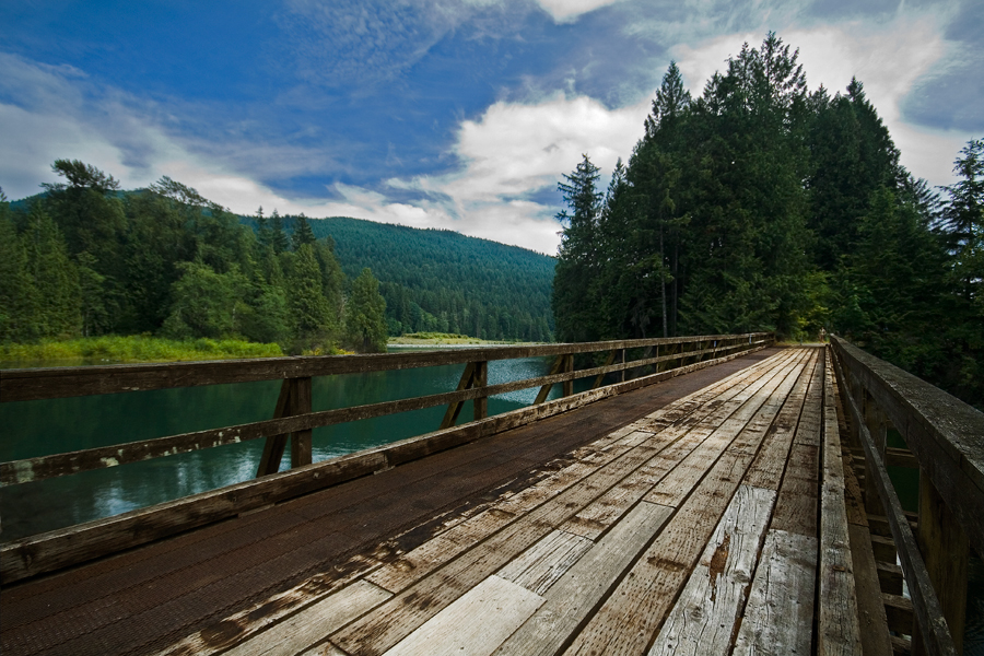 Фото жизнь (light) - Сергей Чернышов - Vancouver B.C. Canada - Bridge at Hayward Lake