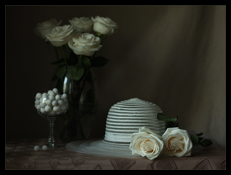 Фото жизнь - Ольга Енаева - натюрморты,цветы - шляпка
