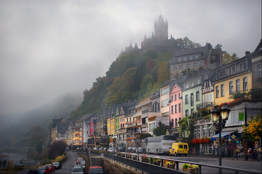 Фото жизнь (light) - Nadezda_K - Романтическая Германия - На город наползал туман