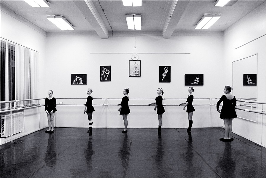 Фото жизнь - RomanKanaschuk - Черно-белое фото - На уроке балета...