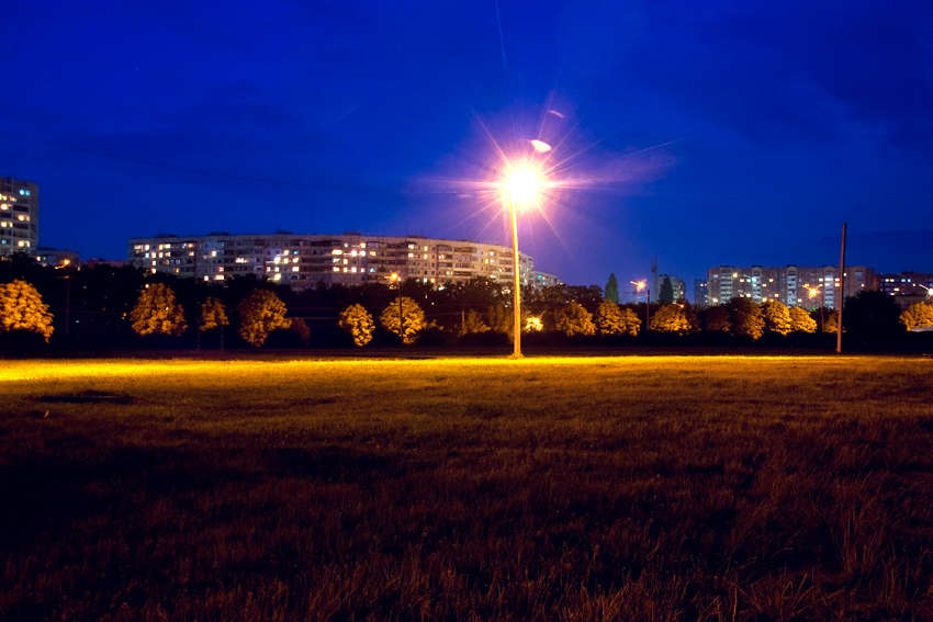 Фото жизнь (light) - FotoOhotnik - корневой каталог - одинокий фонарь
