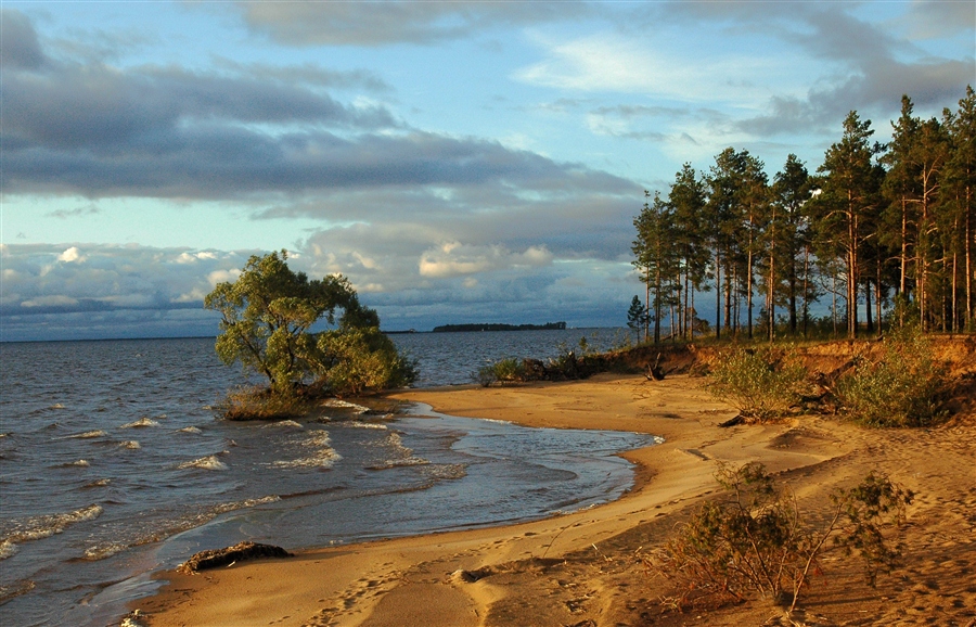 Рыбинское море