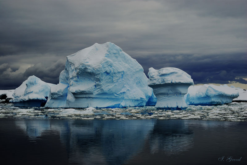 Фото жизнь - Igor Gvozdovskyy (Gvozd) - Антарктида глазами полярника - Айсберг...восход