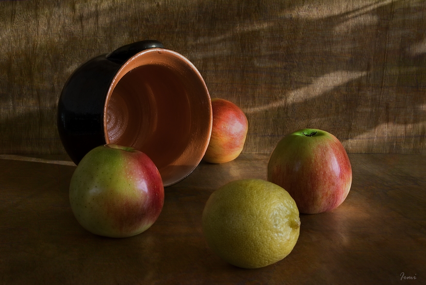 Фото жизнь (light) - Irmi - Натюрморт - Кислые яблоки.
