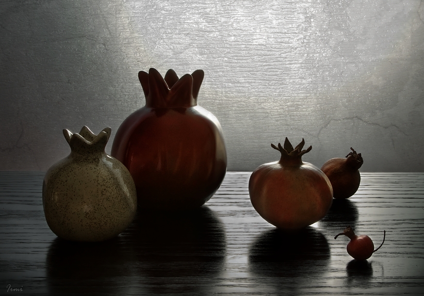 Фото жизнь (light) - Irmi - Натюрморт - Свои среди чужих!