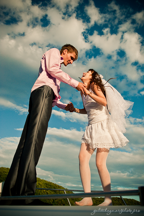 Фото жизнь (light) - Лиза Галицкая - Свадебное фото - мы на катере катались, не гребли, а....