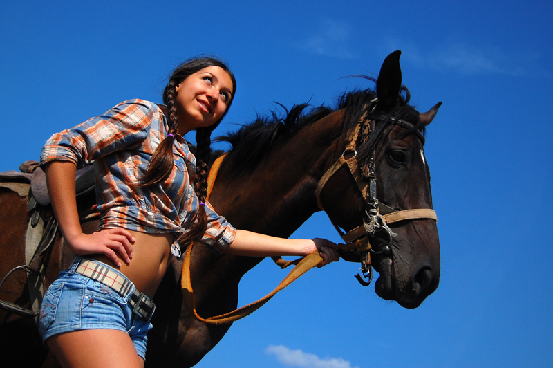 Фото жизнь (light) - Svetlana_Raubo - корневой каталог - девочка Нина... и ее лошадь Красотка