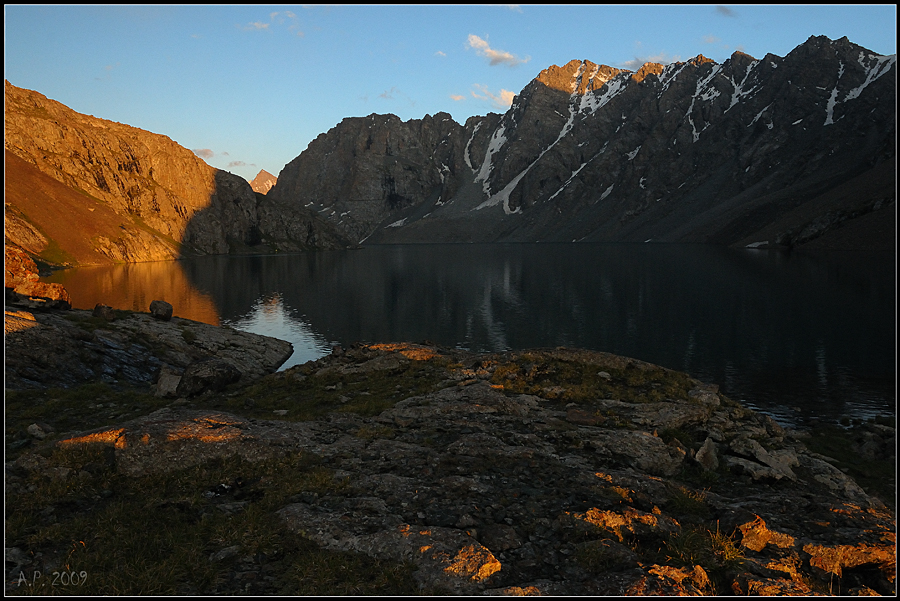 Фото жизнь - sharp_pum - Киргизия - горы и море - горящие камни озера Алакёль