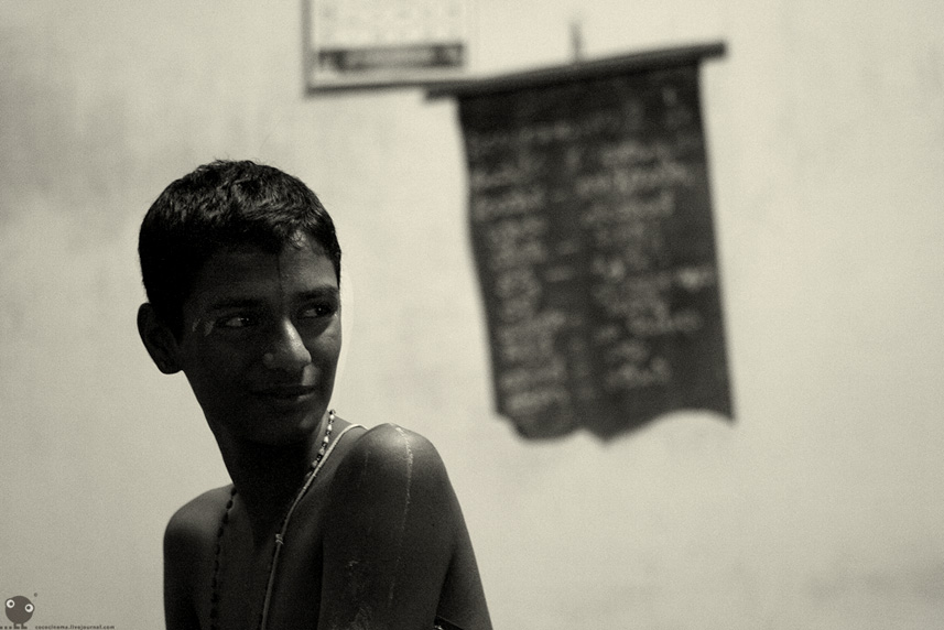 Фото жизнь (light) - cococinema - корневой каталог - Boy from Udupi Temple.
