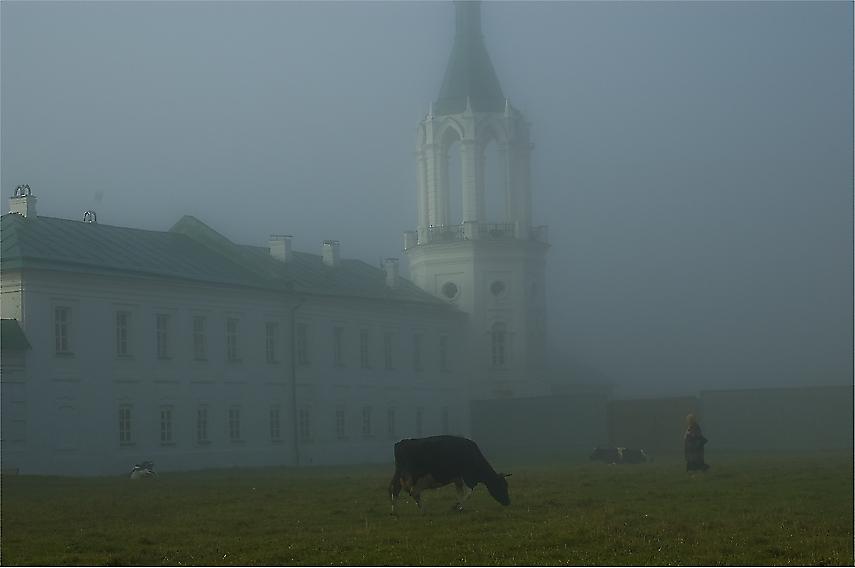 Фото жизнь (light) - Анатолий Н. Гатилов - Архитектура и интерьер - Утро Спасо-Яковлевского монастыря