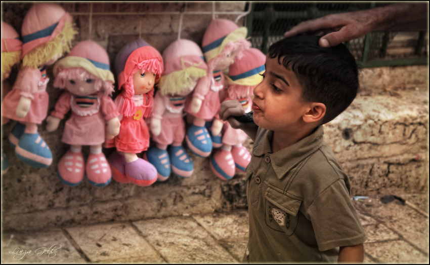 Фото жизнь (light) - Luiza Gelts - Восток дело тонкое. ИЕРУСАЛИМ – ИОРДАНИЯ. - А тебе сынок, рано ещё на девочек заглядываться!