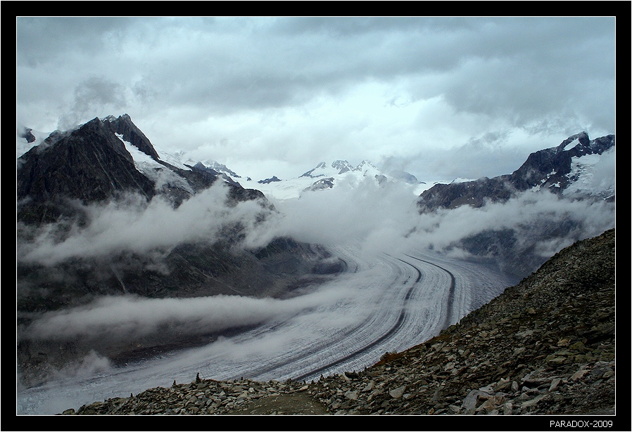 Фото жизнь - PARADOX - В краю озер и горных пиков - Швейцария - Бодался ледник с туманом