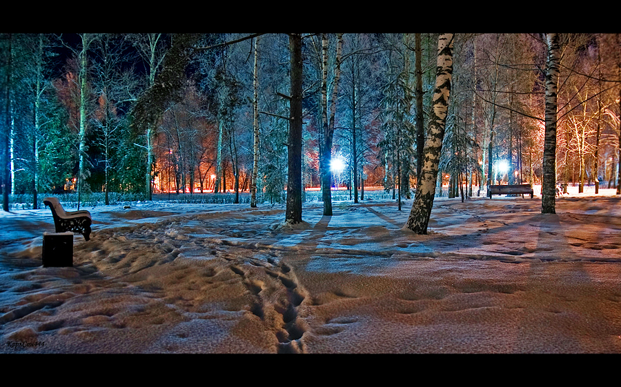 Фото жизнь (light) - dpostnikov - Городской пейзаж. - В вечернем свете фонарей.