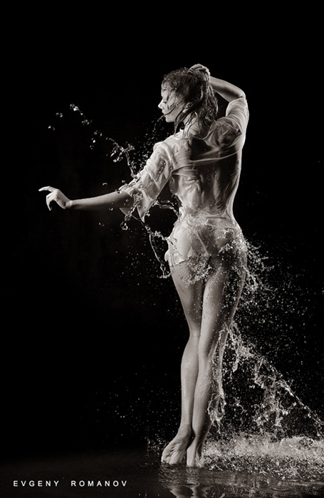 танцующая на воде