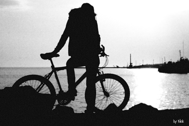 Фото жизнь - Nick - корневой каталог - одинокая велосипедистка