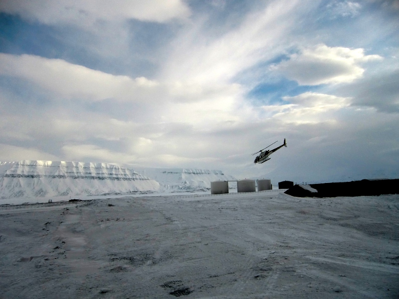 Фото жизнь (light) - Ludmila_Rash - корневой каталог - Arctic helikopter