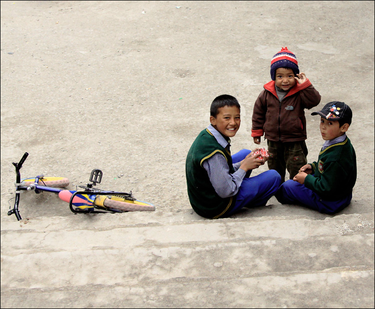 Фото жизнь (light) - pash_ka - Himalayas - Leh kids