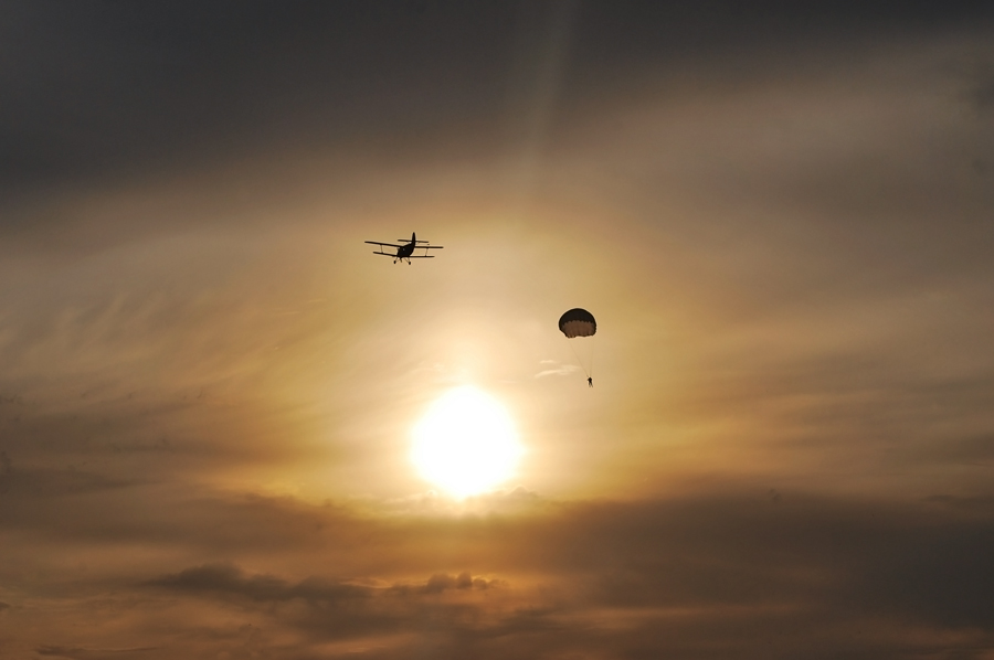 Фото жизнь (light) - Justine Diamant - Пейзажи - Спутники Солнца!