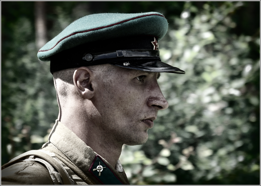 Фото жизнь (light) - Владимир Пальчик - Про войну - На посту
