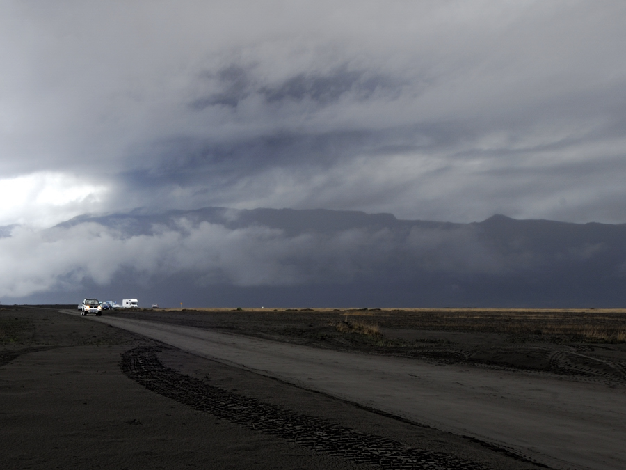 Фото жизнь - Марат Нугманов - Iceland - у подножия вулкана Eyjafjallajokull
