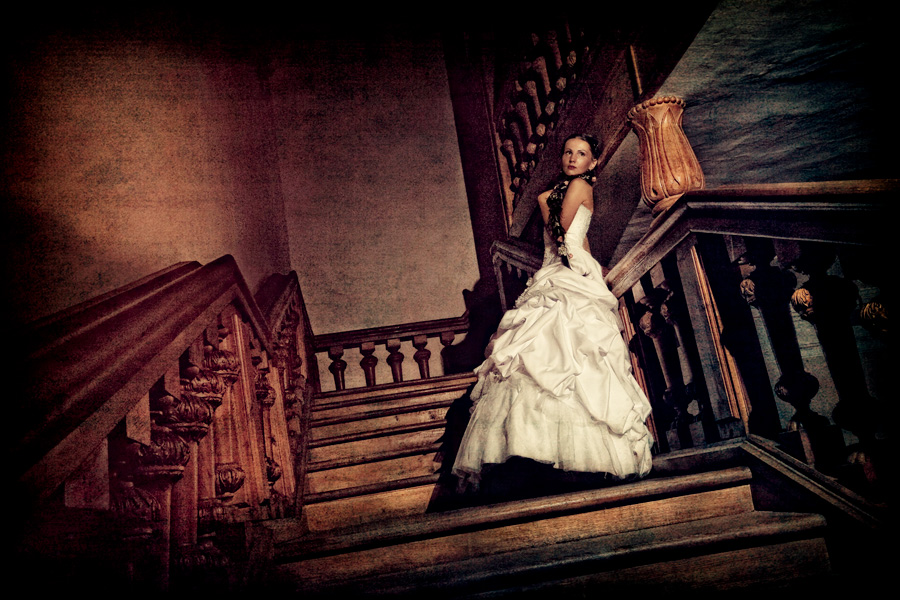 Фото жизнь (light) - Константин Тростников - Свадебная фотография - На лестнице...