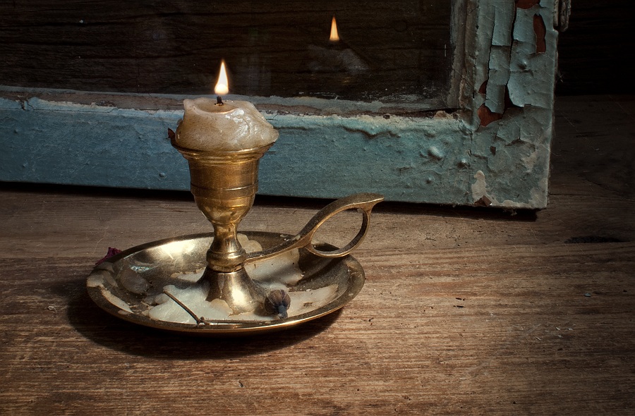 Фото жизнь (light) - Владимир Осауленко - Натюрморты. - и в отражении стекла... лишь одинокая свеча.