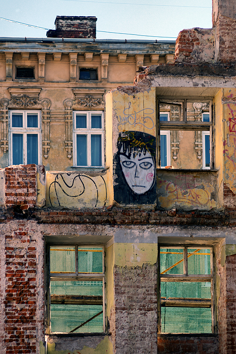 Фото жизнь (light) - igor_yakubenko - львовские зарисовки - из жизни  окон