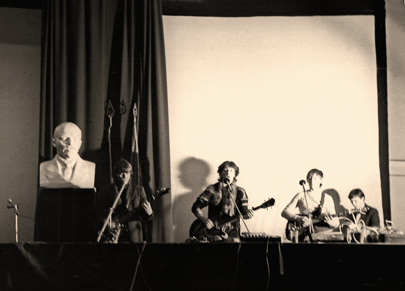 Фото жизнь (light) - Сергей Юрьев - корневой каталог - Агитбригада