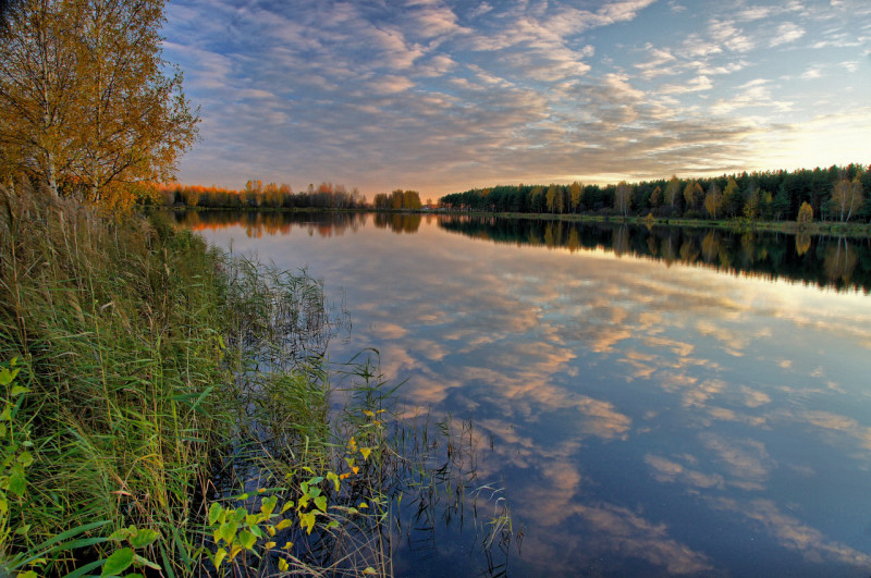 Фото жизнь - Владимир Комаров - Осень - ..осень на озере..