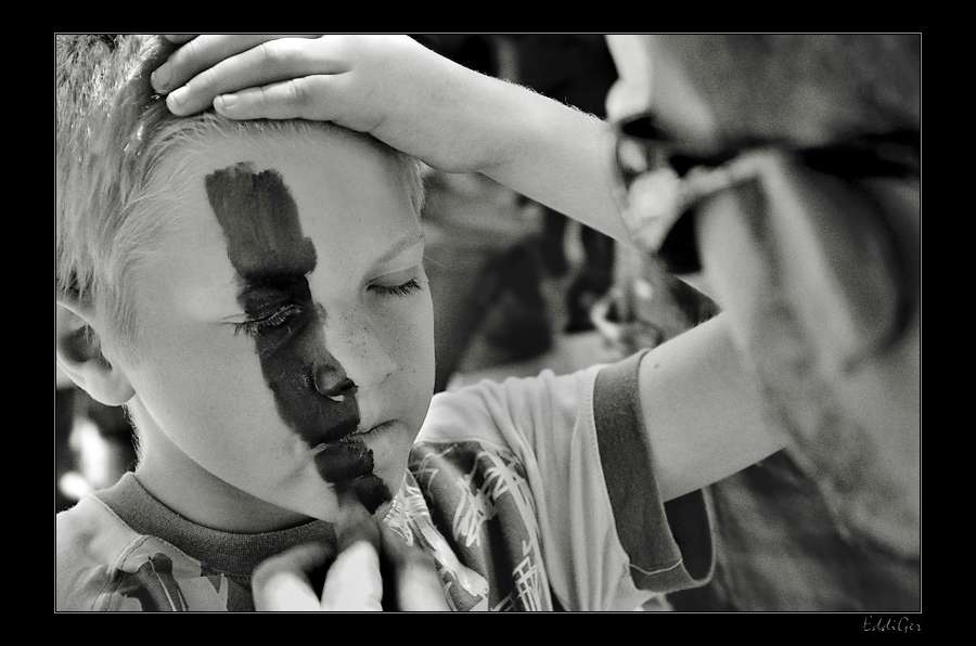 Фото жизнь (light) - EddiGer - корневой каталог - Переживания мальчика становящегося бойцом...