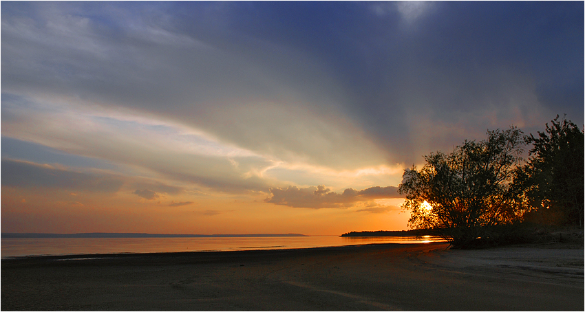 Фото жизнь (light) - Михаил Филиппов  - На Волге - ***