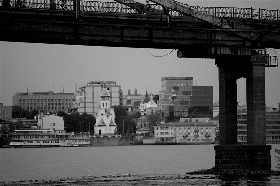 Город под мостом
