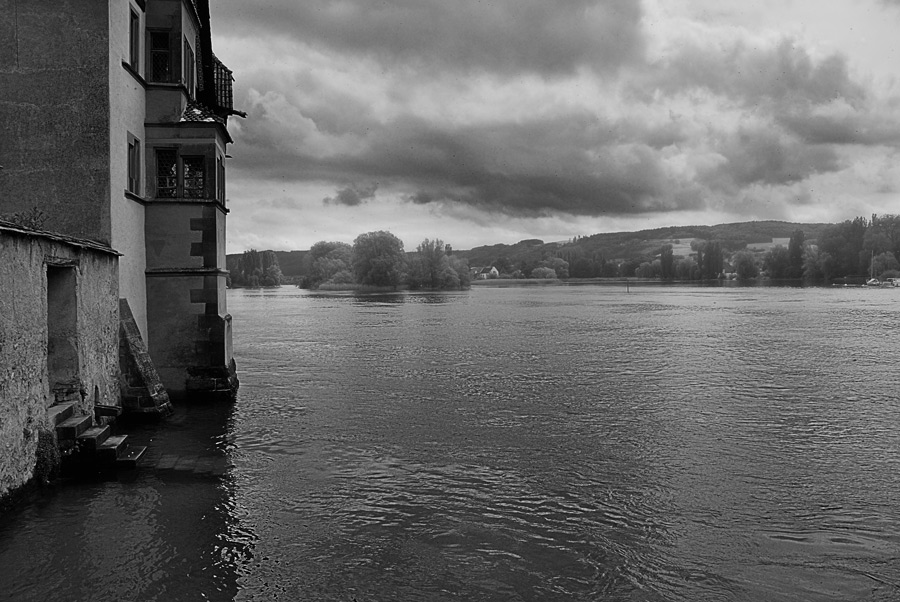 Фото жизнь (light) - Siam - Швейцария - Штайн ам Райн. ступени в озеро
