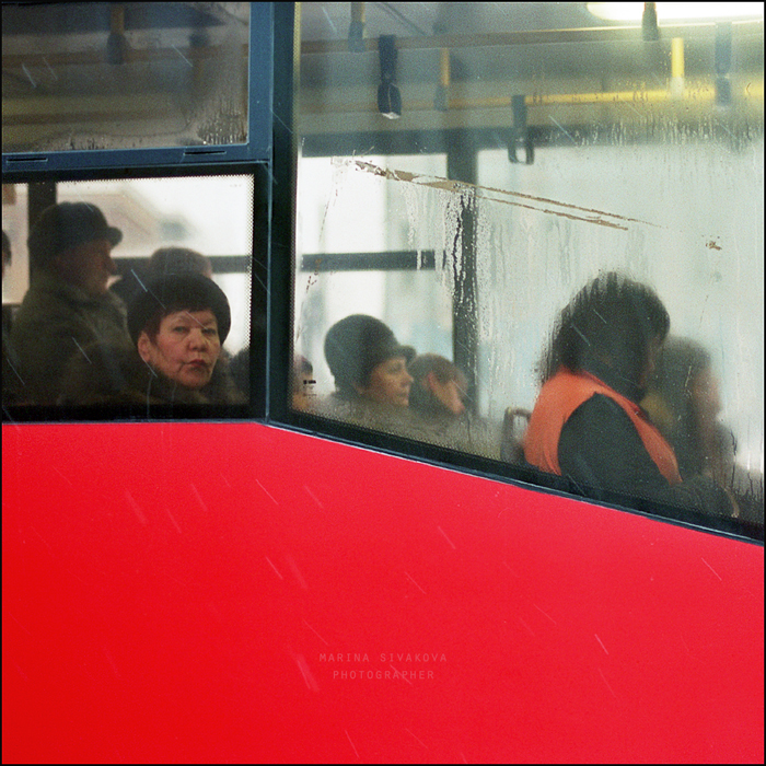 Фото жизнь (light) - Сивакова Марина - Жанр/Репортаж - Из жизни в красном автобусе