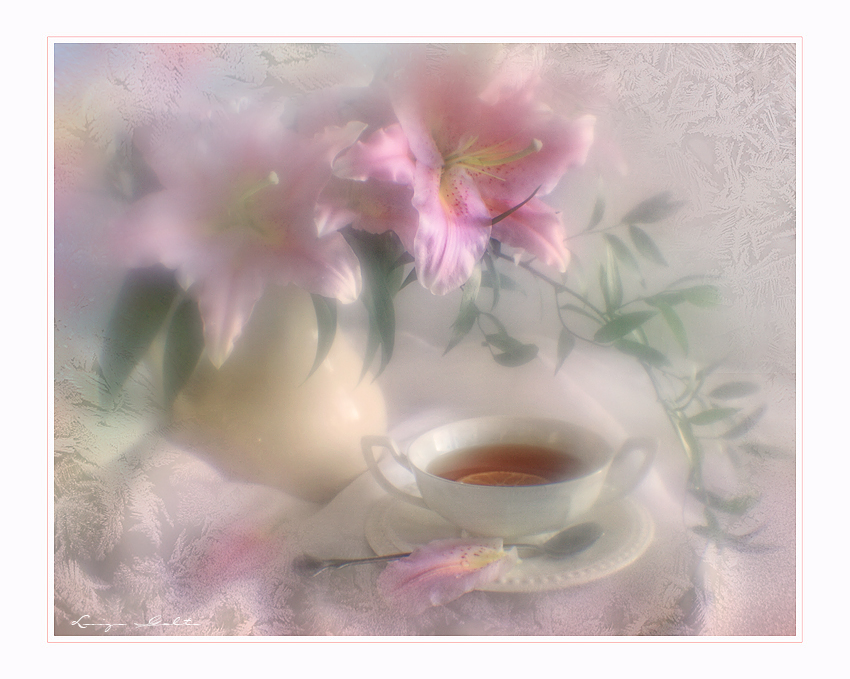 Фото жизнь (light) - Luiza Gelts - Still  Lifes - Розовые лилии