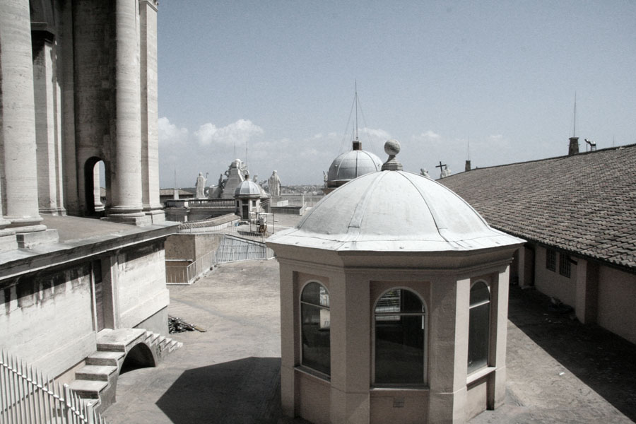 Фото жизнь (light) - Toncha_Abrikiane - корневой каталог - На крыше Ватикана!