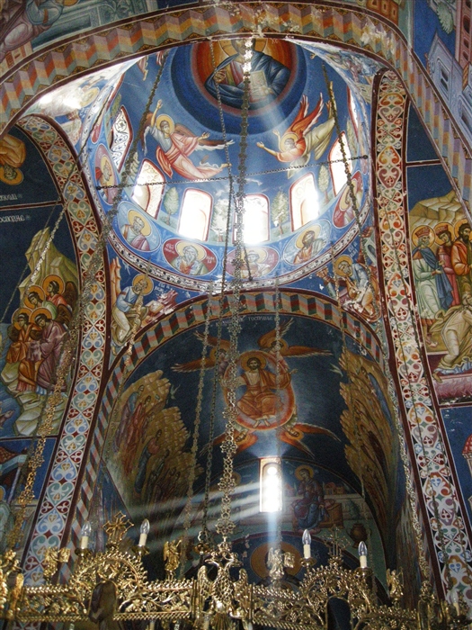 храм