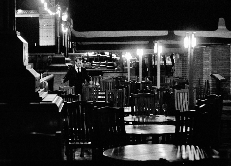 Фото жизнь (light) - Dmitry Stepanenko - B&W Жанр - Ночное кафе