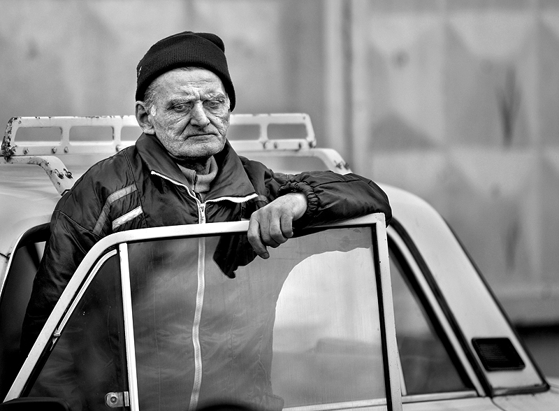 Фото жизнь (light) - Дмитрий Лукьяненко - Жанр... - Про старого таксиста...